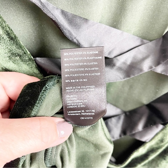 Anthropologie Dark Green Open-Back Velvet Top Size Extra Small - Picture 8 of 10